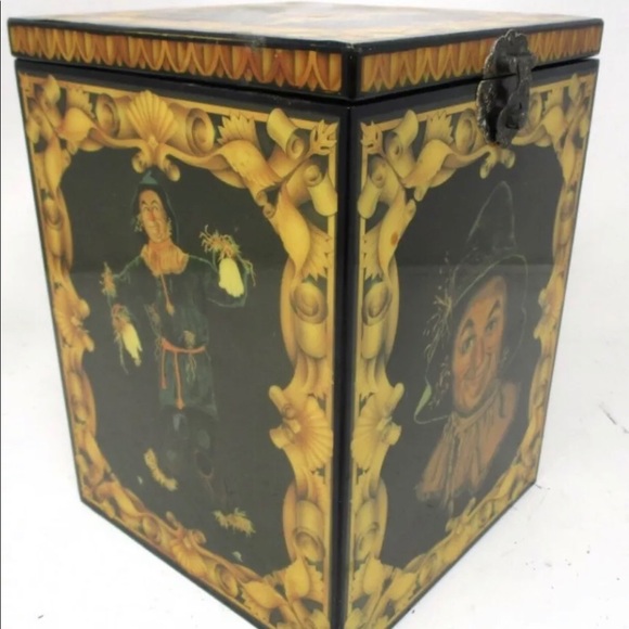 The Wizard of Oz Enesco 50th Anniversary Scarecrow Musical Jack-In-The-Box NEW - Picture 2 of 8